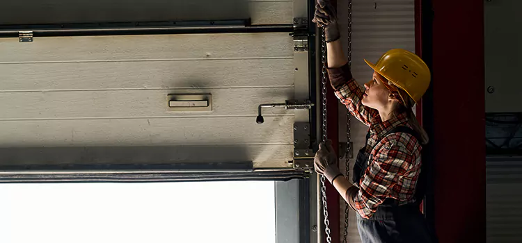 Addressing Common Garage Door Stoppage Issues in Papillion, NE