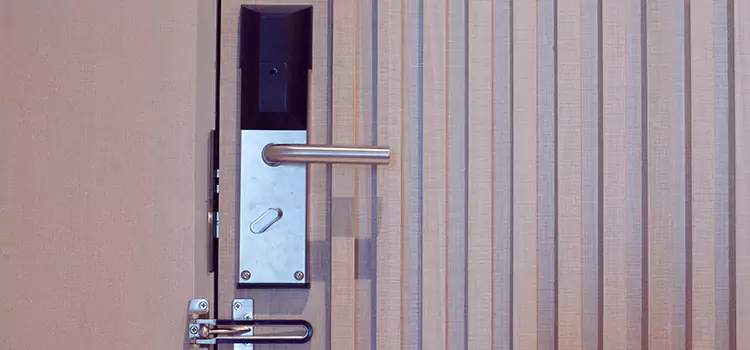 Installing a Maglock Papillion